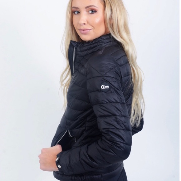 Zyia whistler puffer jacket - Picture 2 of 3